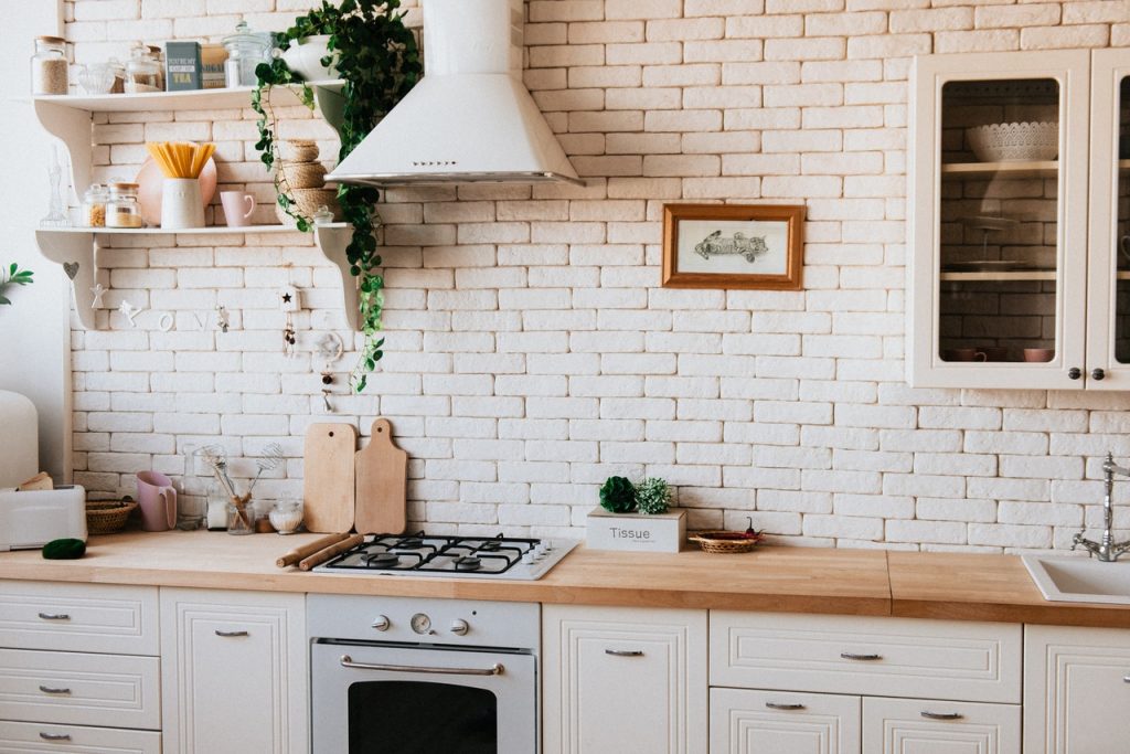 kitchen finishing touches